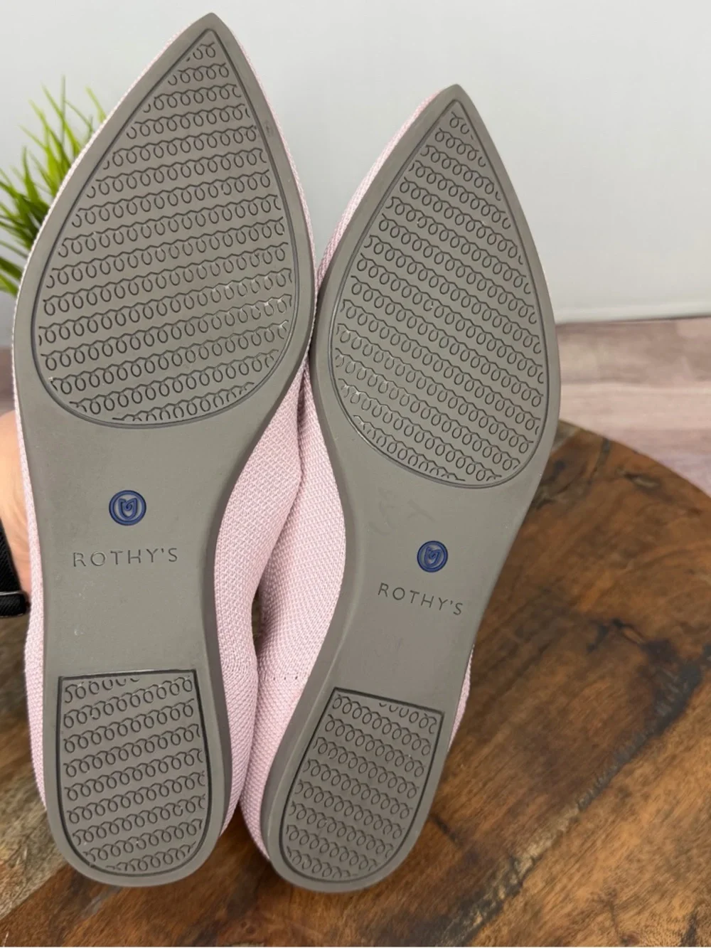 Rothy's Pointed Knit Flats in Petal Pink - Size: W 7.5 - Picture 6 of 7